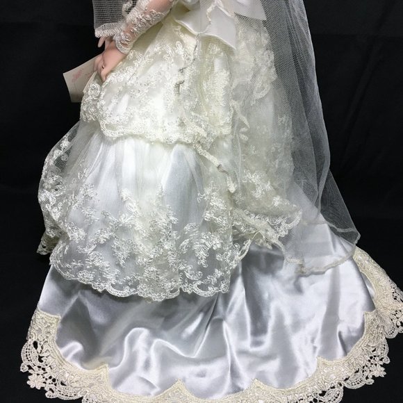 Jennifer Rose Bride Wedding Doll Sandra Kuck Hamilton Collection 18" Porcelain - Picture 7 of 12